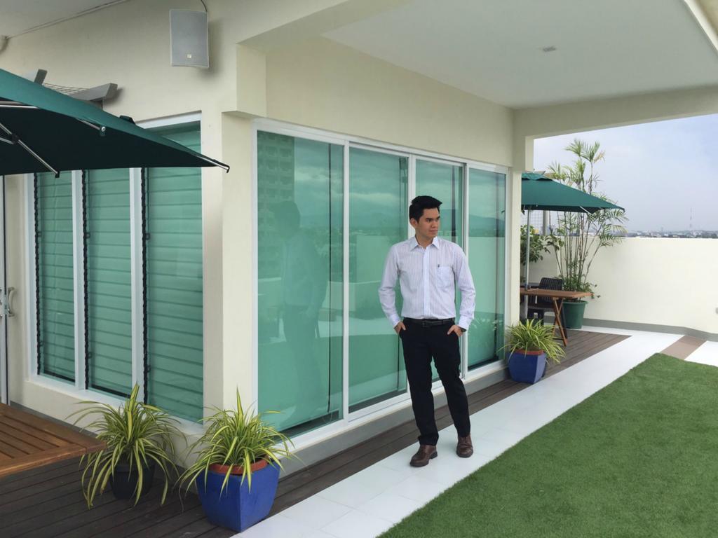 H Hotels - Metro North Uno Quezon City Exterior foto