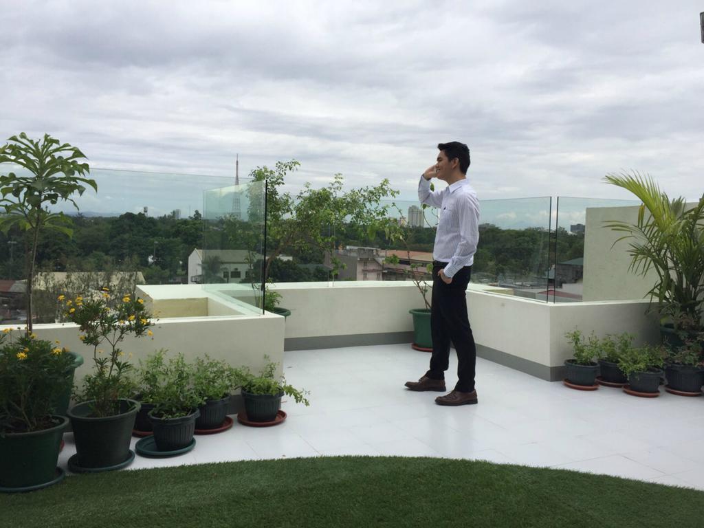 H Hotels - Metro North Uno Quezon City Exterior foto